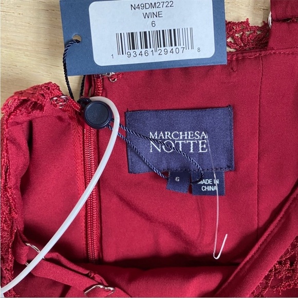 Marchesa Note beautiful lace midi dress in red/wine - Picture 6 of 13